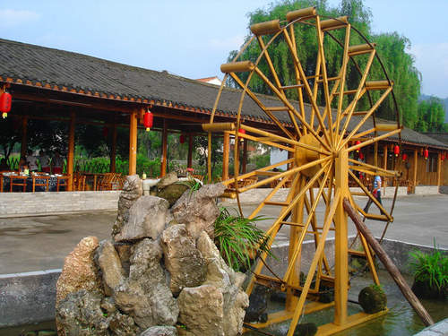 B線：張家界、天子山、寶峰湖（黃龍洞）休閑三日游